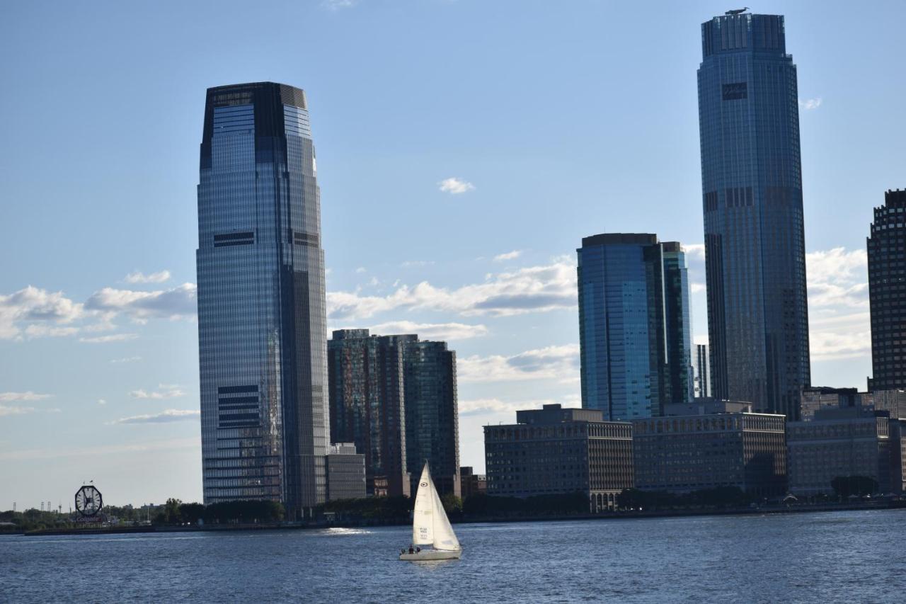 Riverhouse Extended Stay Apartment ジャージーシティ エクステリア 写真