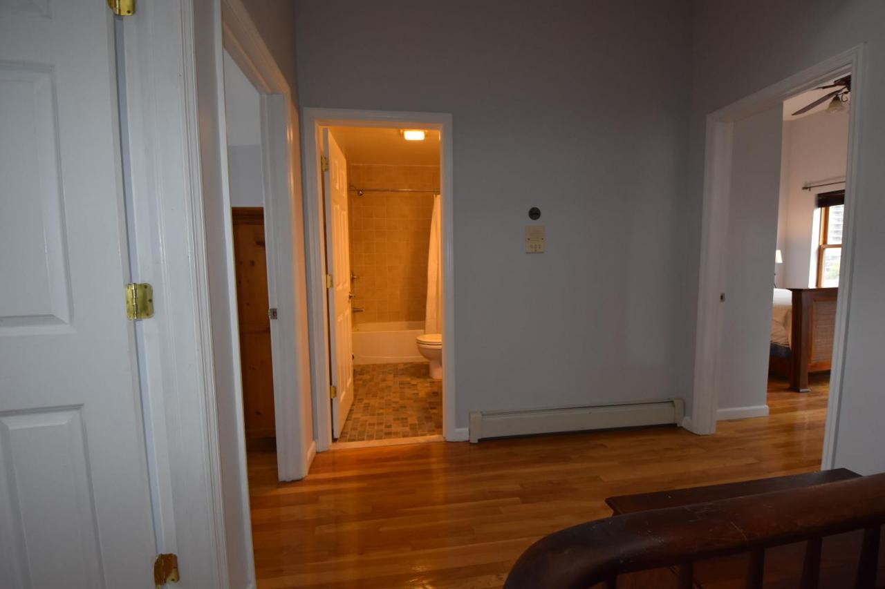 Riverhouse Extended Stay Apartment ジャージーシティ エクステリア 写真